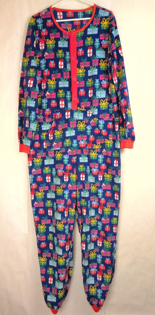 New Merry and Bright Christmas gift one piece fleece pajamas Size XL Novelty Dog